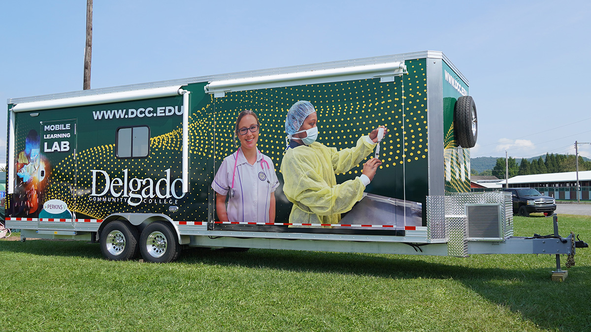 Mobile Trailer Classrooms