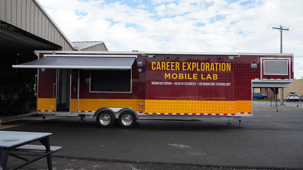 Mobile Trailer Classrooms