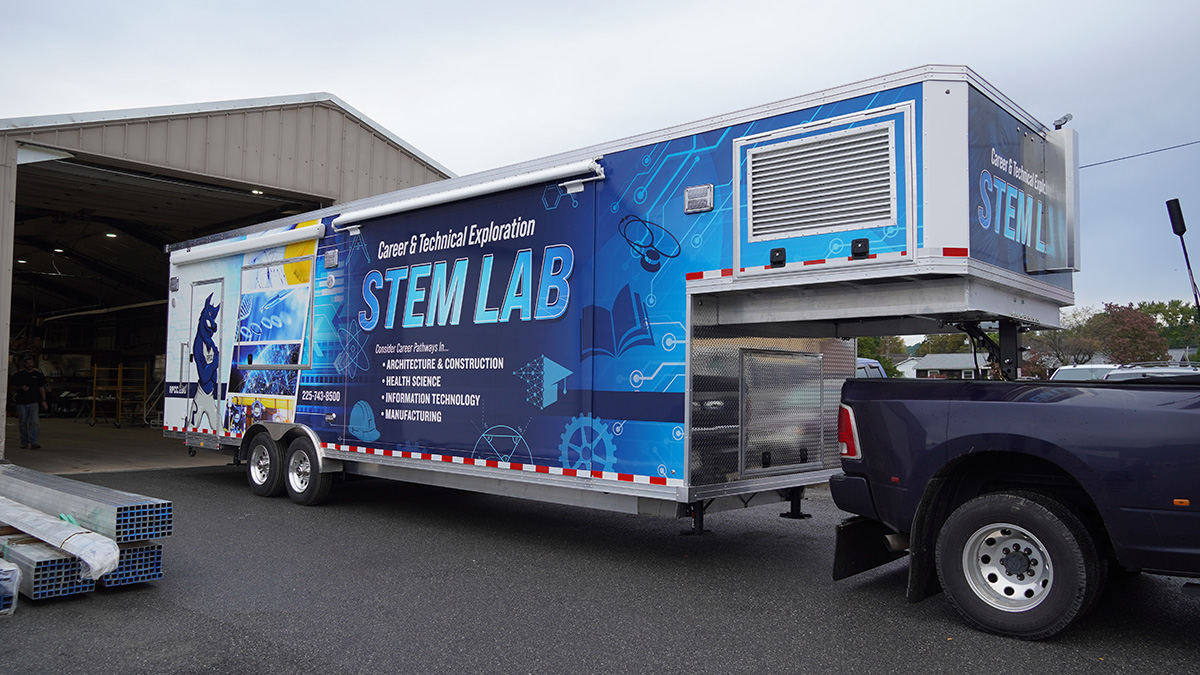 Mobile Trailer Classrooms